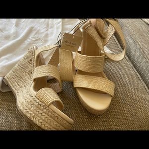 BRAND NEW, never worn wedges from Altard State!